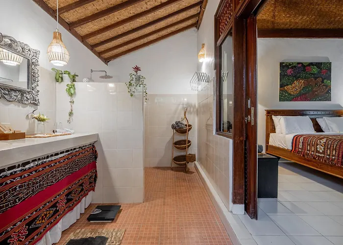 Alami 5br & Pool *
