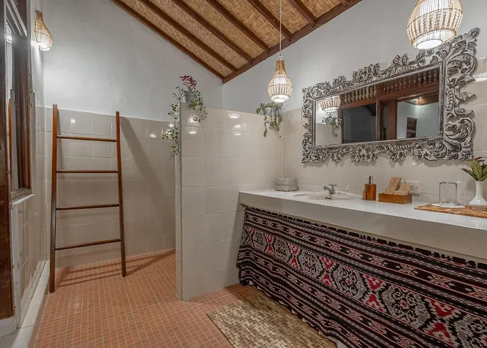 Alami 5br & Pool