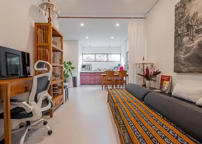 Alami 5br & Pool *